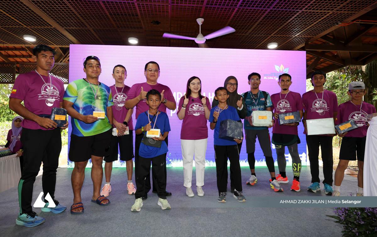 雪政府积极保护泥炭地生态 应对露天焚烧与烟霾