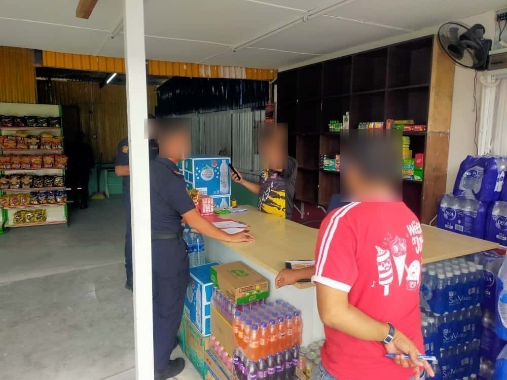 MPKL sita dua premis perniagaan warga asing