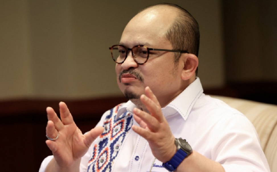 三苏依斯干达辞首相高级政秘职