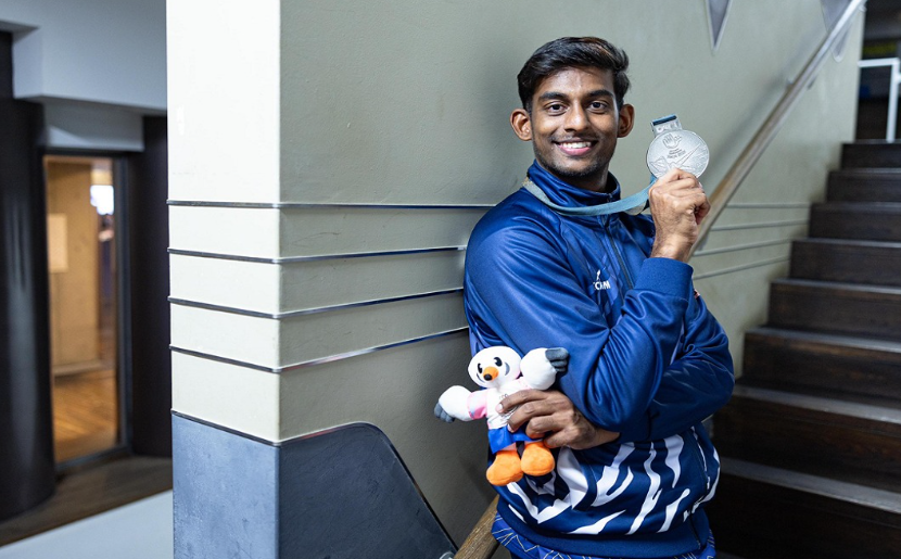 இவ்வாண்டுக்கான தோக்கியோ டெஃப்லிம்பிக்ஸ் போட்டியில் தேசிய வீரர் இளமாறன் வெள்ளிப்பதக்கம் வென்றார்