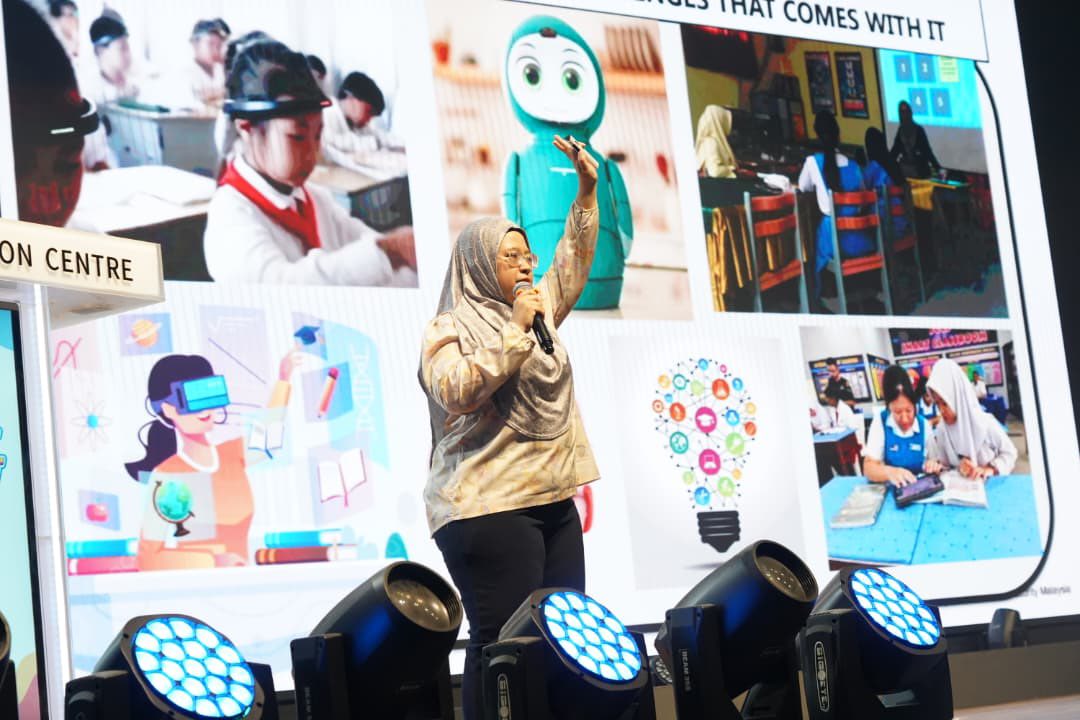 Kempen Internet Selamat SKMM himpun 1,500 pelajar SJKC Selangor, KL