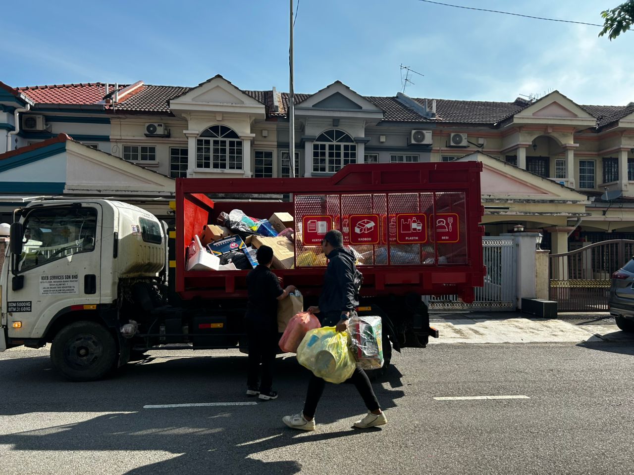 SELKitar di dua PBT dapat sambutan, lebih 60,000 kg dikumpul dalam lima bulan