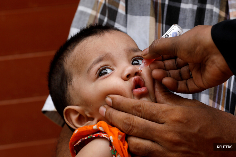 Indonesia ends poliovirus type 2 outbreak after massive vaccination drive