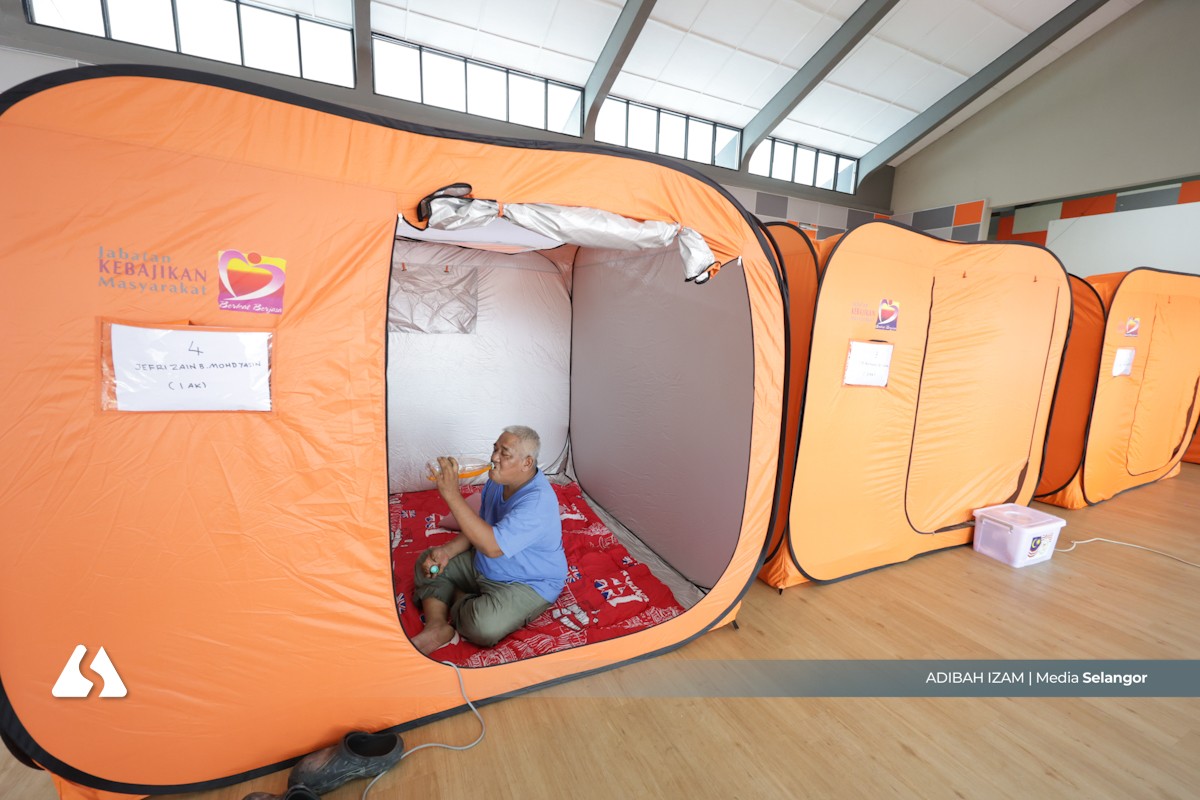 "Tiada ribut, tiba-tiba air laut masuk rumah jam 5 pagi"