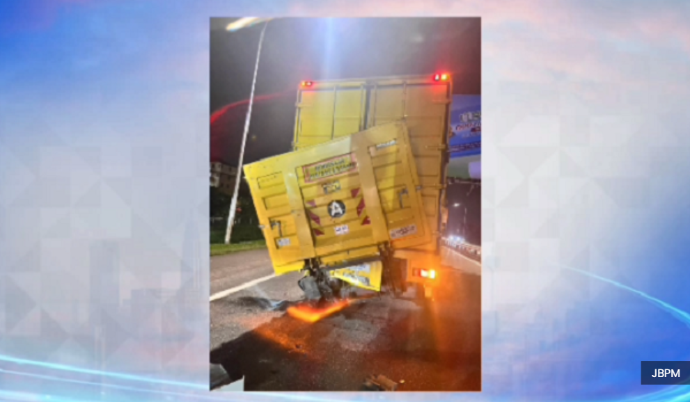 北海南北大道三车相撞  一罗里司机不幸身亡