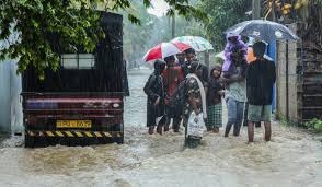 இலங்கையில் கடுமையான வெள்ளம் மற்றும் நிலச்சரிவு- 56 பேர் பலி
