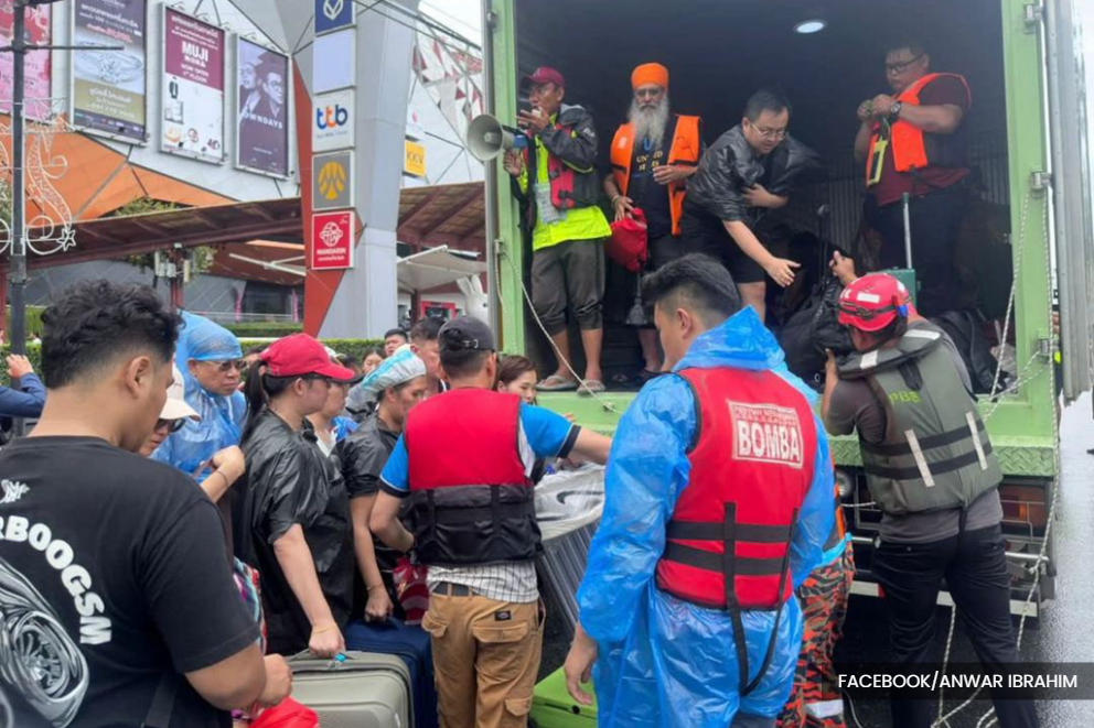 Hat Yai floods: Singapore PM thanks Malaysian, Thai authorities for helping Singaporeans