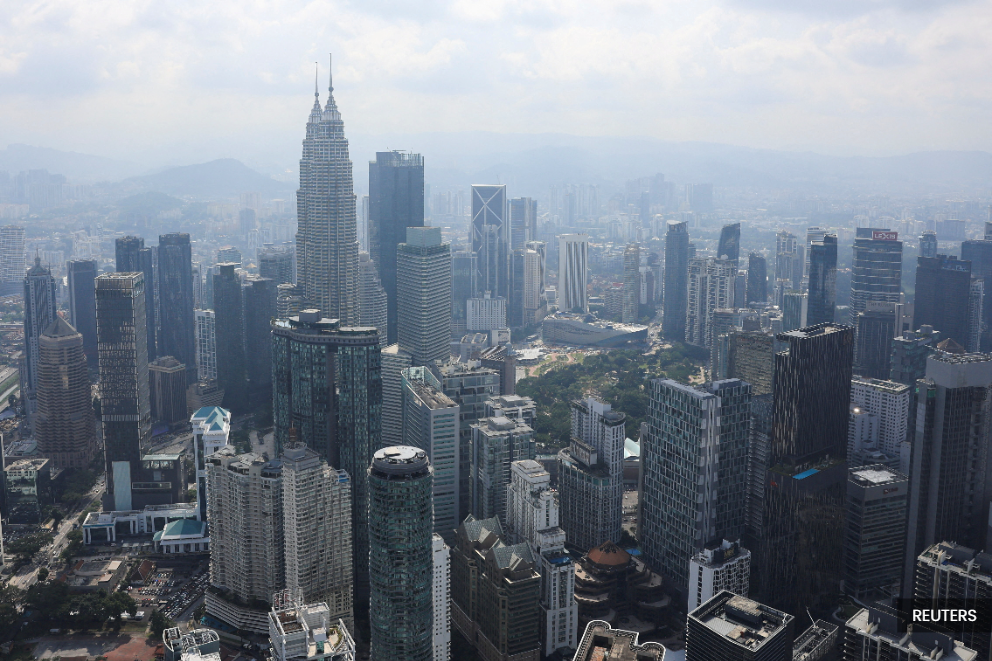 Malaysia's economy grows 5.2 y/y in Q3, in line with forecasts