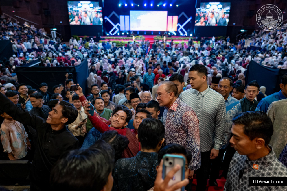 安华：始终捍卫主权   大马不向外国势力低头