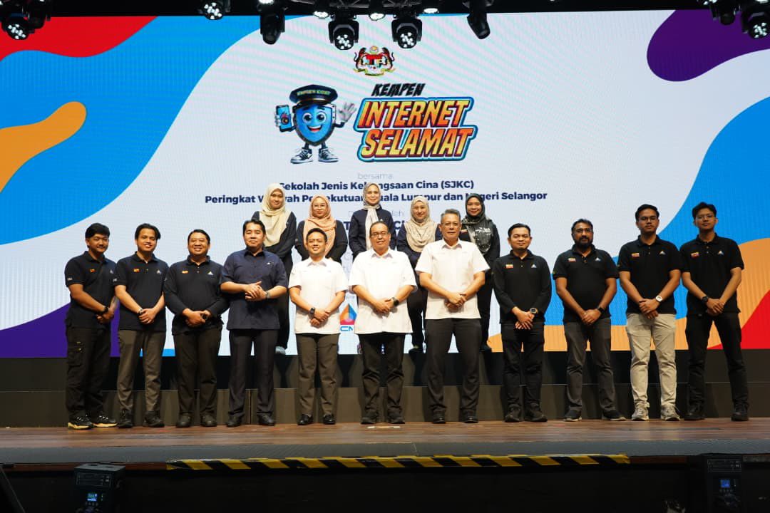 Kempen Internet Selamat SKMM himpun 1,500 pelajar SJKC Selangor, KL