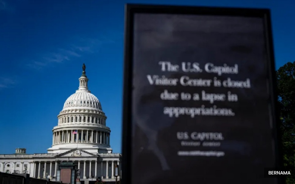 美国政府36天停摆刷新纪录 民众·航班·食品救济受重创