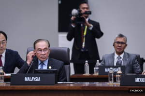 马韩合作在关丹设超级磁体厂  安华：巩固大马稀土下游业链