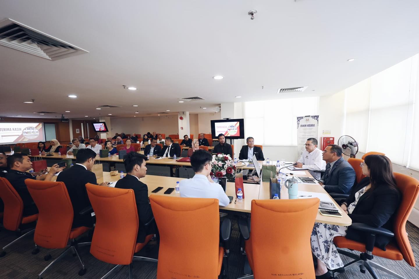 Selangor perketat keselamatan sekolah selepas insiden pelajar maut ditikam