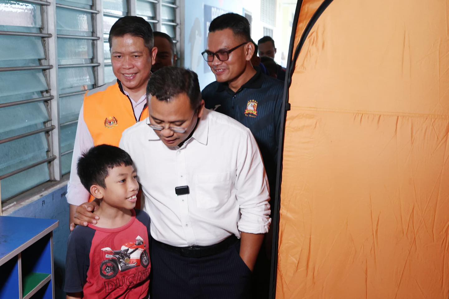 Mangsa banjir Selangor ditempatkan di PPS, calon SPM dibantu