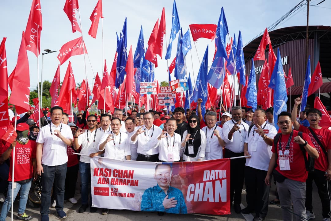 沙巴州选今早开放提名 候选人传统服饰成焦点