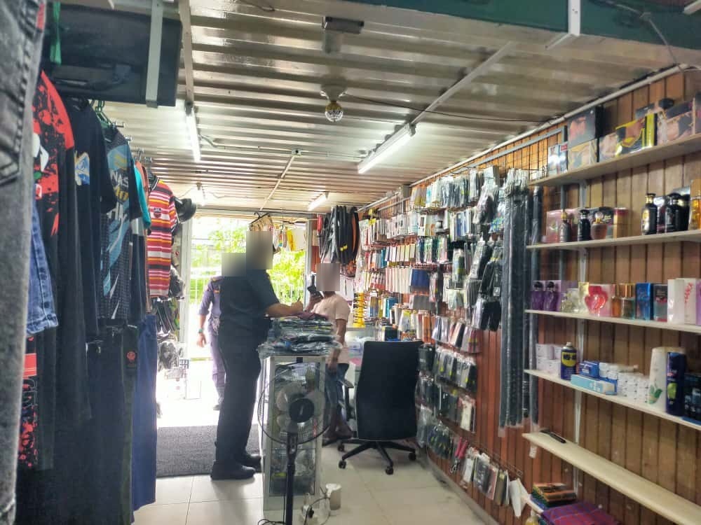 MPKL sita dua premis perniagaan warga asing