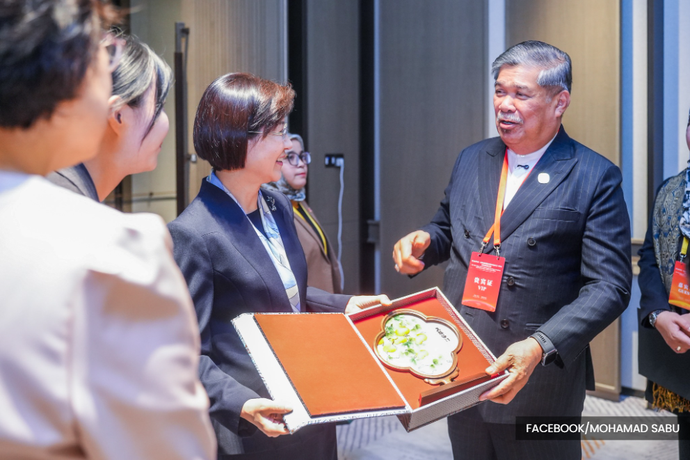 Malaysia, China sign new protocol on edible bird's nest export