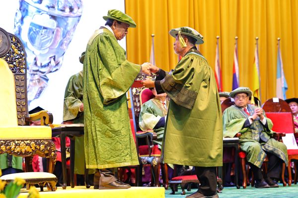 Dr Fadzilah Kamsah terima Ijazah Kehormat UPM, tekan pentingnya ikhlas sampaikan ilmu
