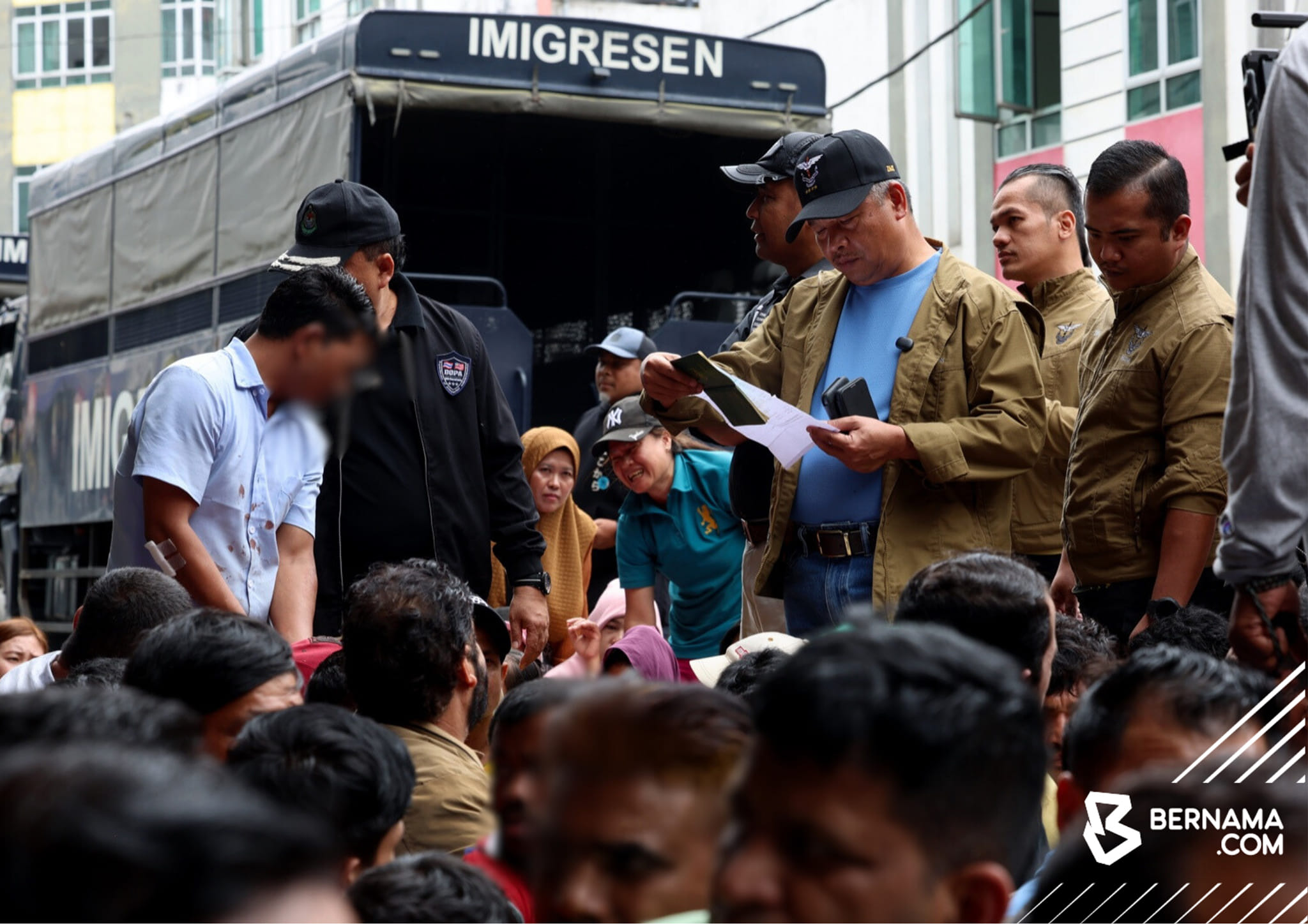 Imigresen gempur Cameron Highlands, lebih 460 warga asing ditahan