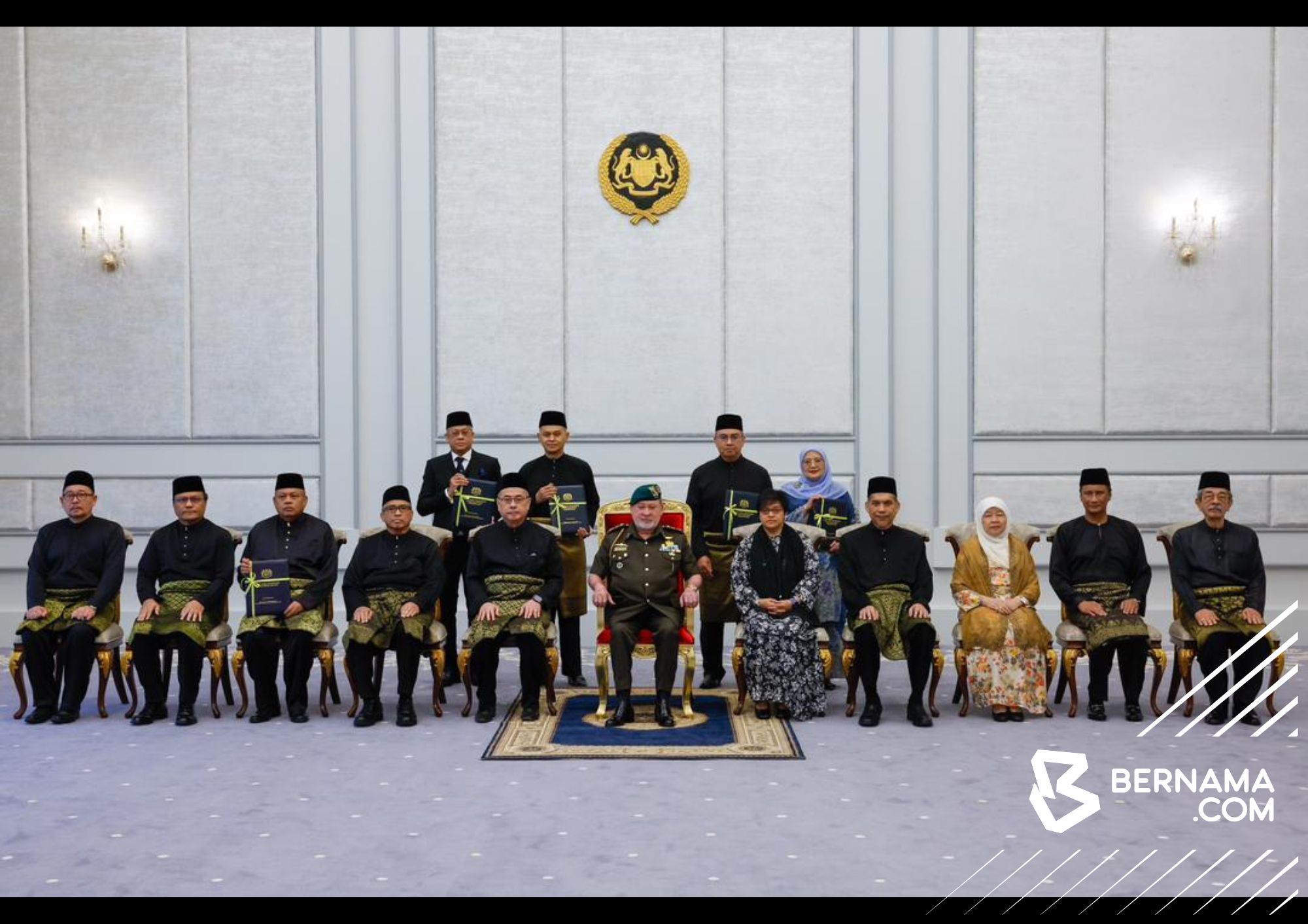 元首颁委任状予5法官 哈欣受委马来亚大法官