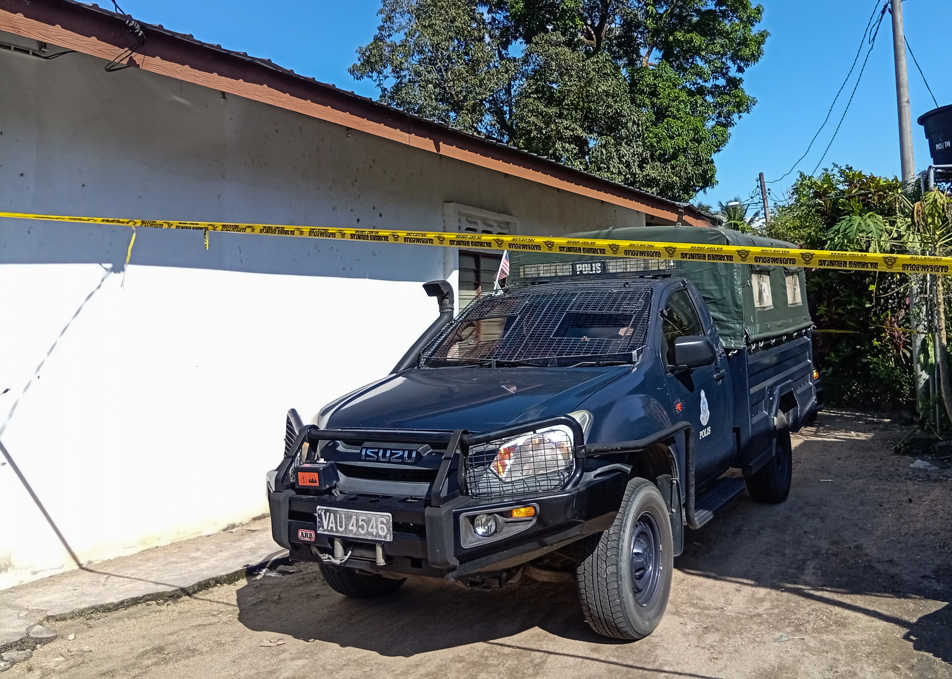 Suspek didakwa bunuh isteri sempat ambil anak di sekolah sebelum serah diri
