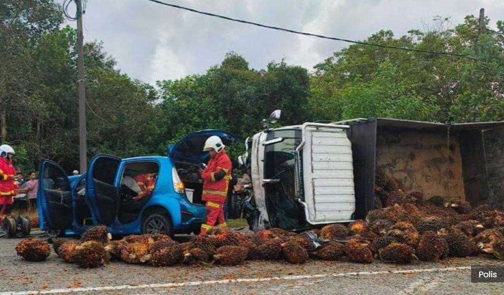 迈威与油棕罗里相撞 32岁女司机不治