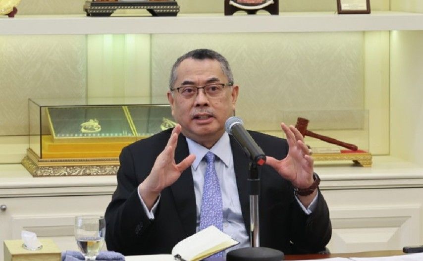 坦言花时间从政治转型为法官 旺法立：评价应只看庭上表现