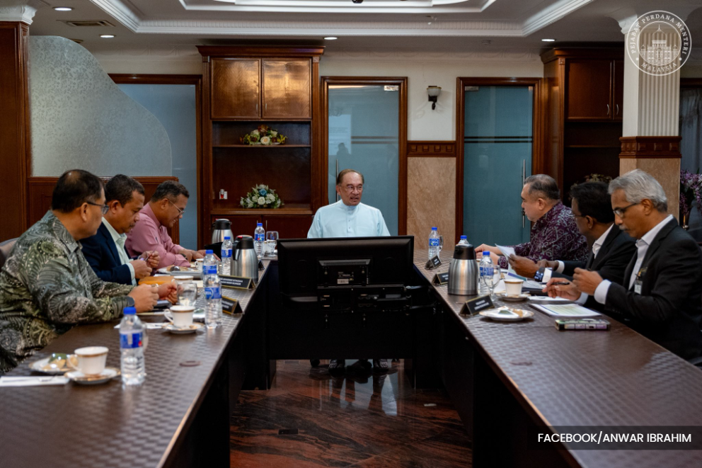 Development of Port Klang's third terminal must be expedited