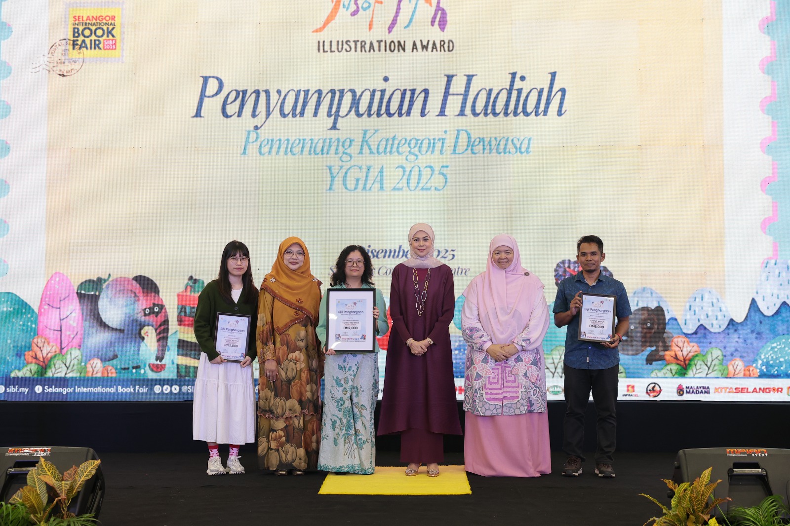 Tengku Permaisuri Selangor sempurnakan Majlis Anugerah Ilustrasi Yusof Gajah 2025