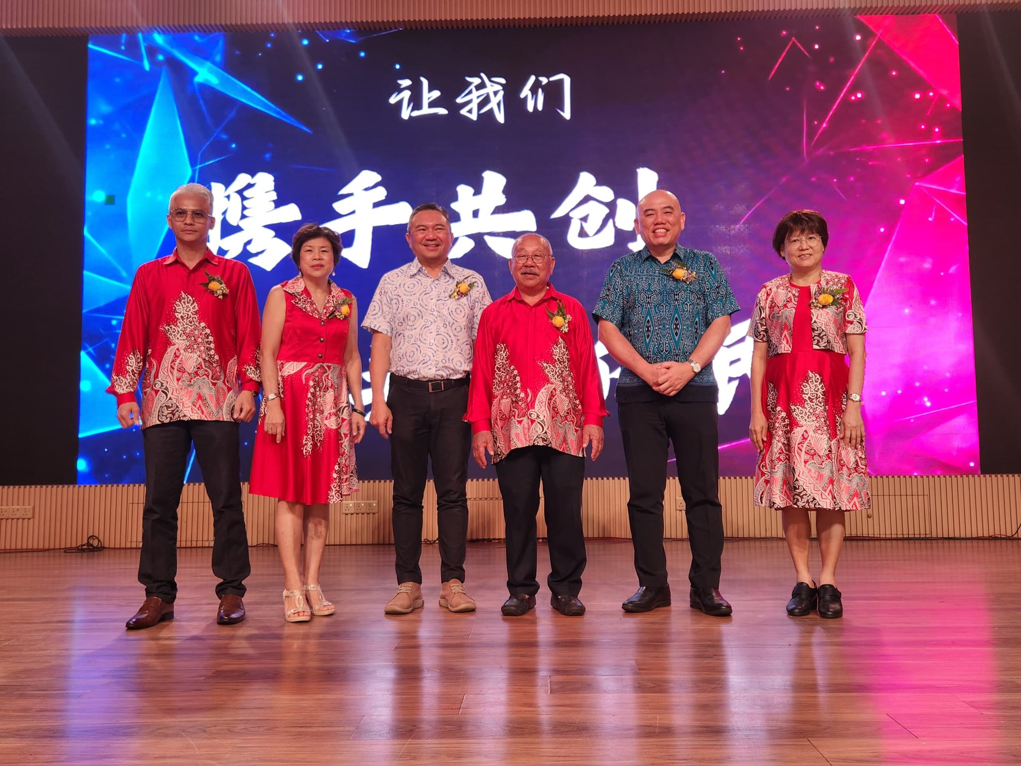 黄思汉出席侨民华小筹款晚宴 雪州政府化解风波再拨10万