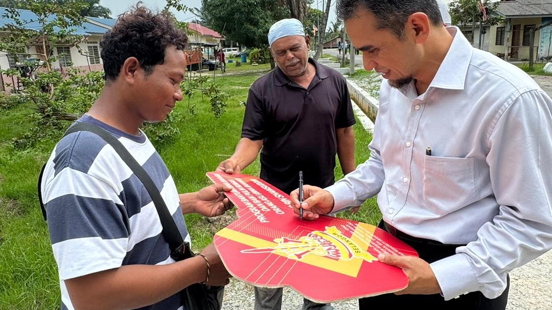 Tiga keluarga Orang Asli Pulau Indah terima rumah baharu, dibaik pulih - PDT Klang