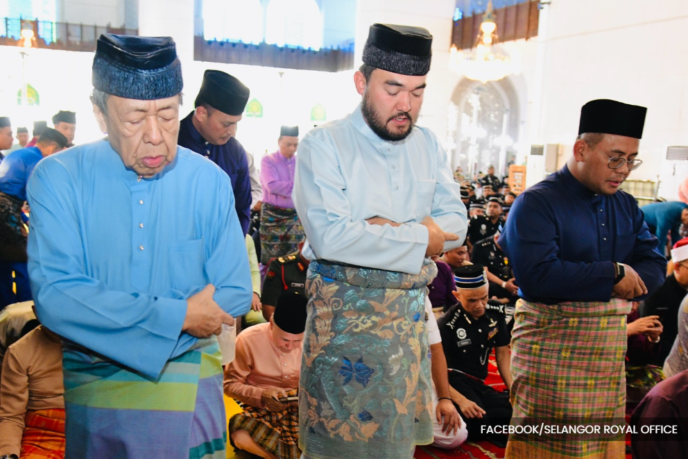 Selangor Sultan attends Yasin recital, tahlil ceremony for 80th birthday