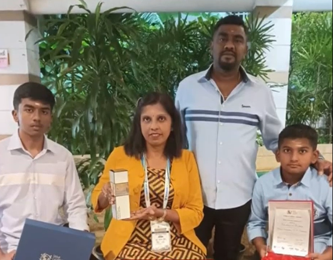 தமிழ்ப்பள்ளி ஆசிரியர் திலாக லட்சுமி  “ASEAN Globalise Education” விருது வழங்கி கௌரவிக்கப்பட்டார்