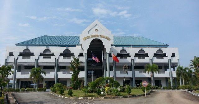 பள்ளி நண்பனுக்குக் காயம் விளைவித்த வழக்கு; இரு இளைஞர்கள் குற்றத்தை ஒப்புக்கொண்டனர்