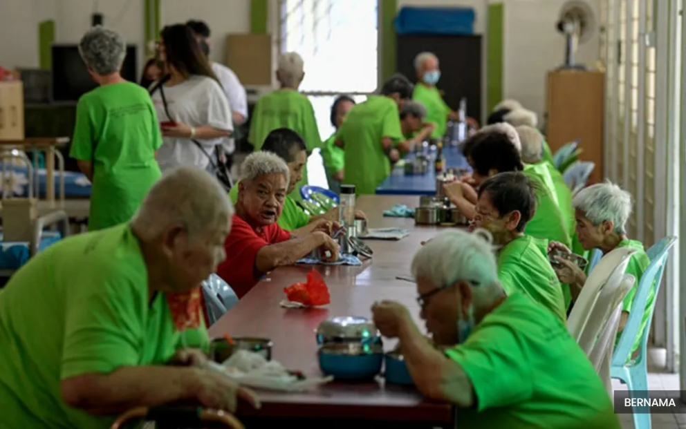 福利局澄清未发放乐龄卡 促民众勿信社媒虚假新闻