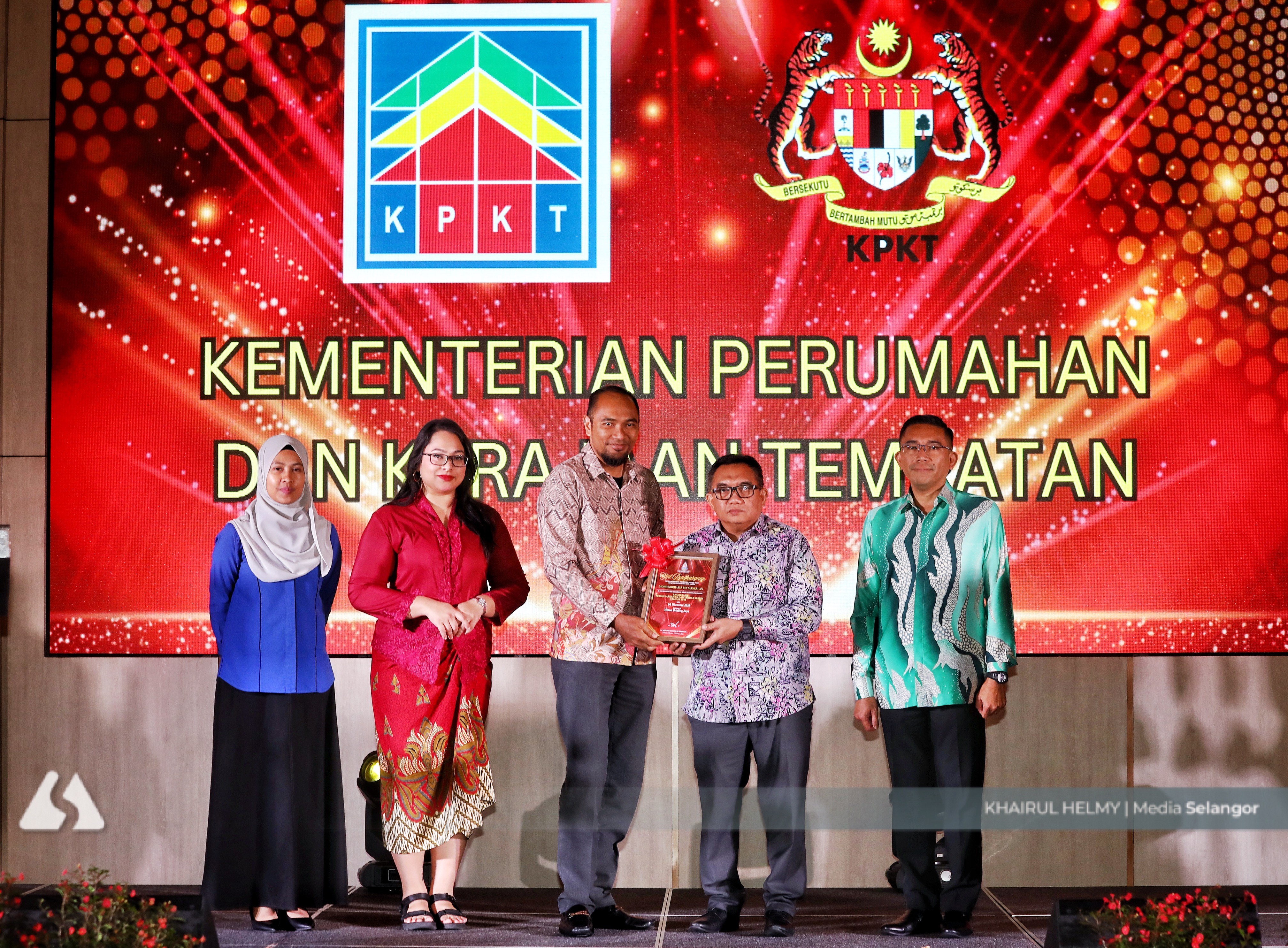 43 premis makanan, 15 tandas awam terima pengiktirafan terbersih MBPJ