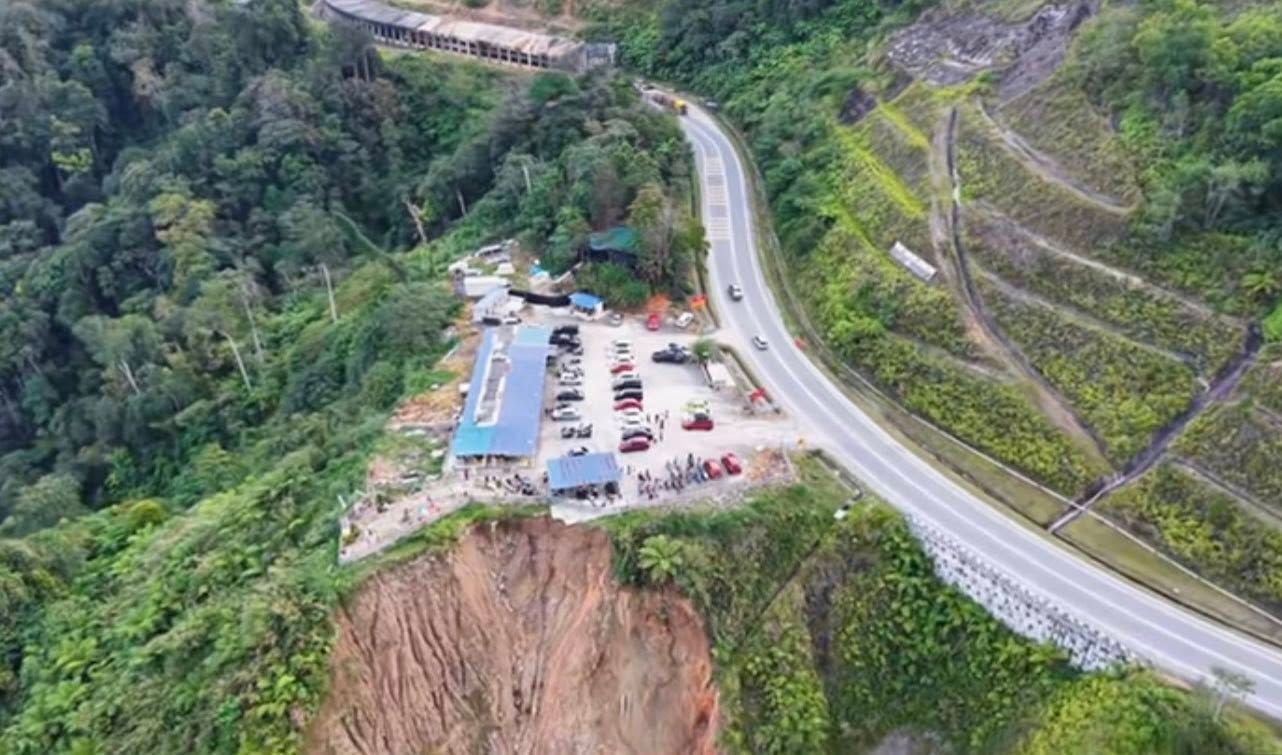 Tular hakisan tanah dekat kedai makan, permit tapak digantung sebulan
