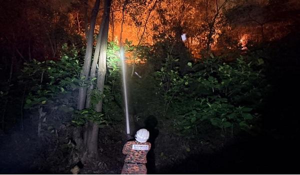 ஸ்ரீ கோம்பாக் காட்டுத் தீ முற்றிலுமாக அணைக்கப்பட்டது, உயிரிழப்புகள் எதுவும் இல்லை