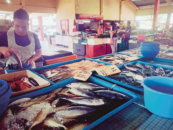 தீர்வு காணவும், சந்தையை மேம்படுத்த தாமான் மேடான், திட்டம் வகுக்கிறது
