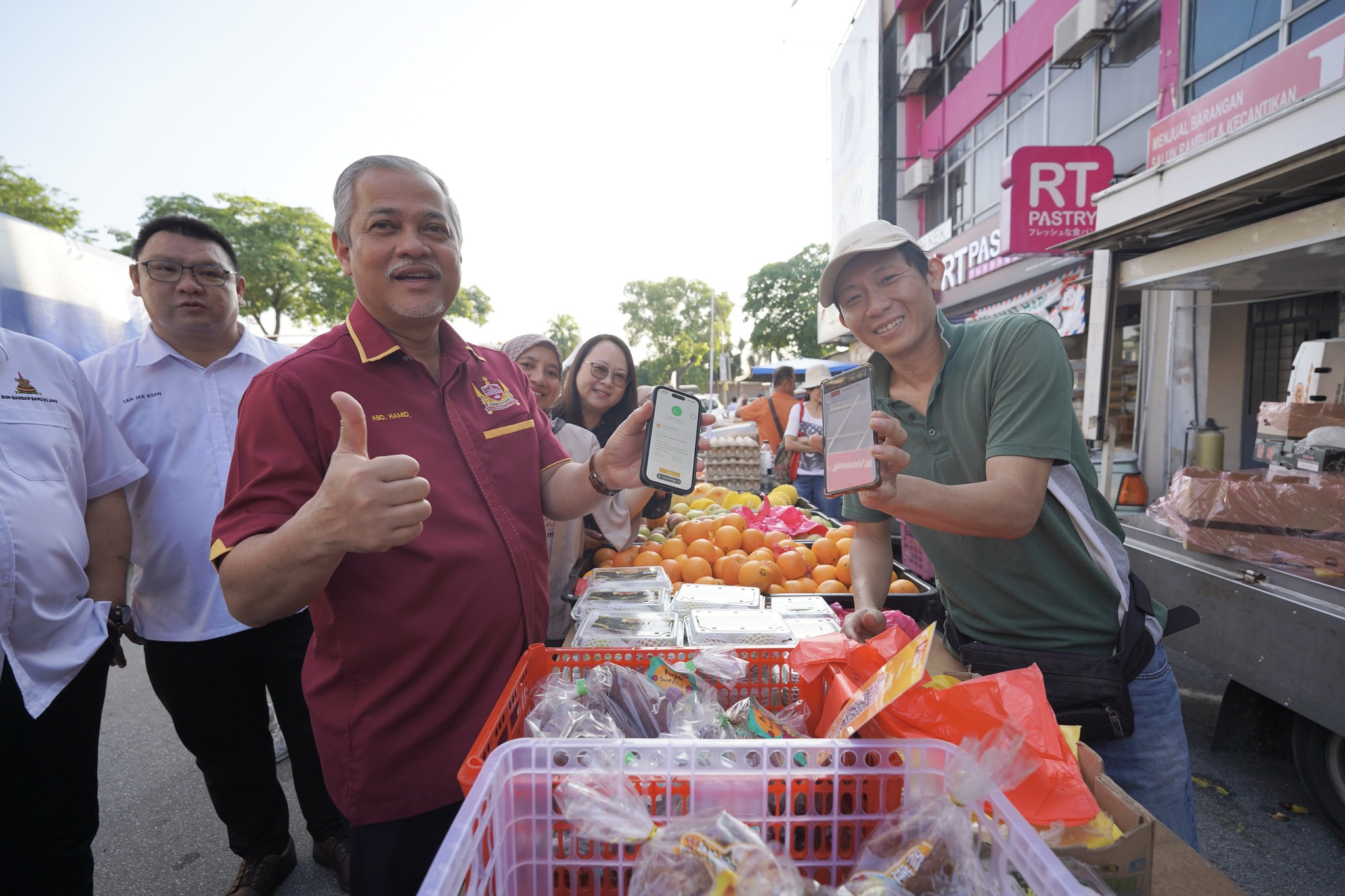 200 pengunjung pasar pagi Klang terima kupon digital PLATS RM15