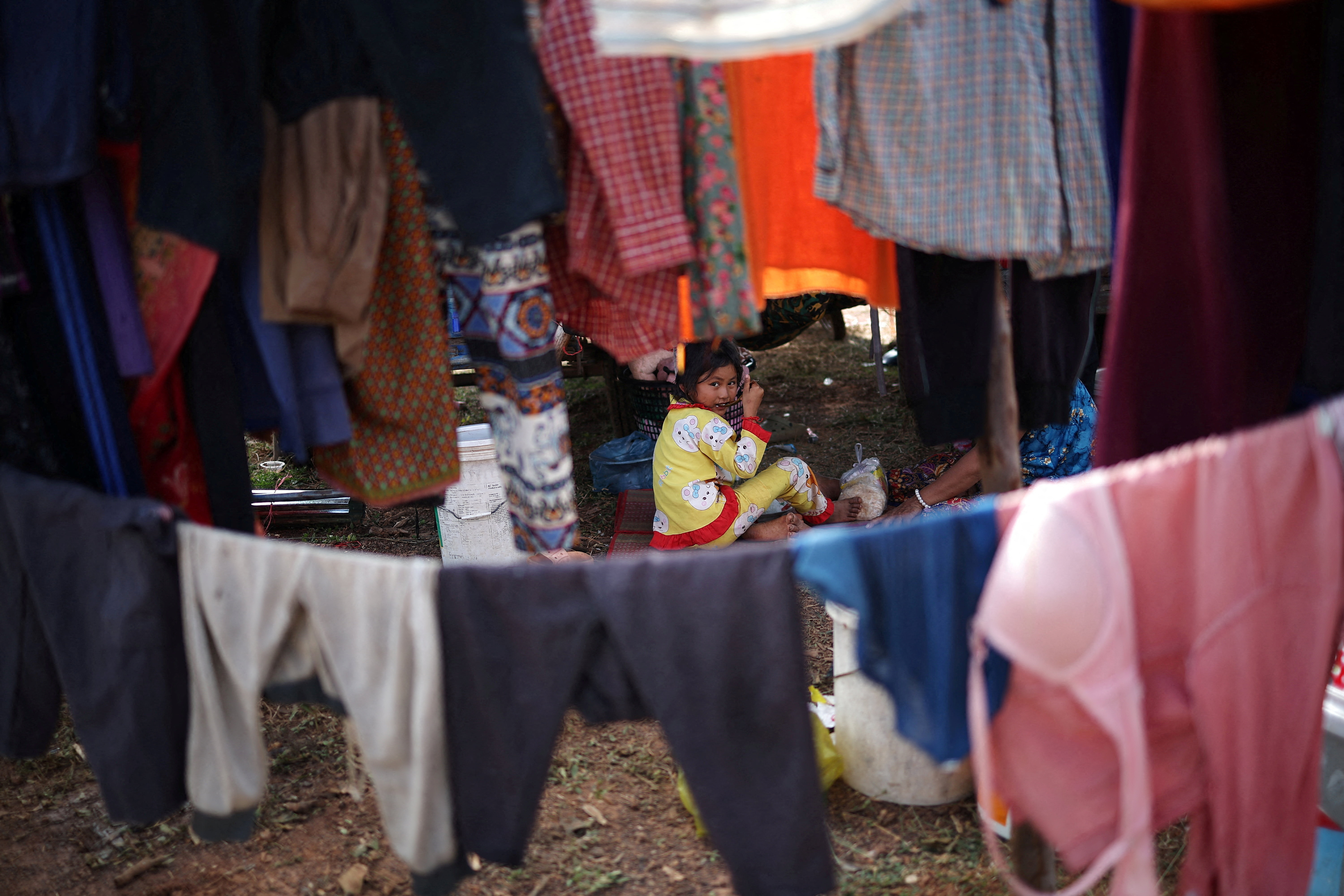 Cambodia-Thailand conflict continues ahead of expected calls from Washington