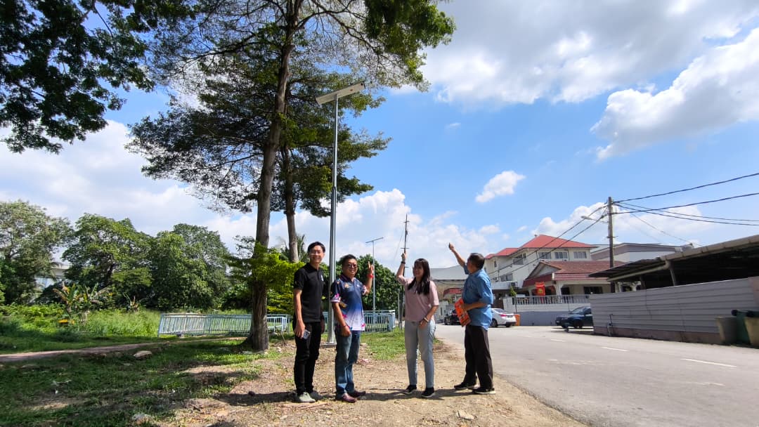 沙登新村获房地部逾20万拨款 重铺406米路装10太阳能路灯