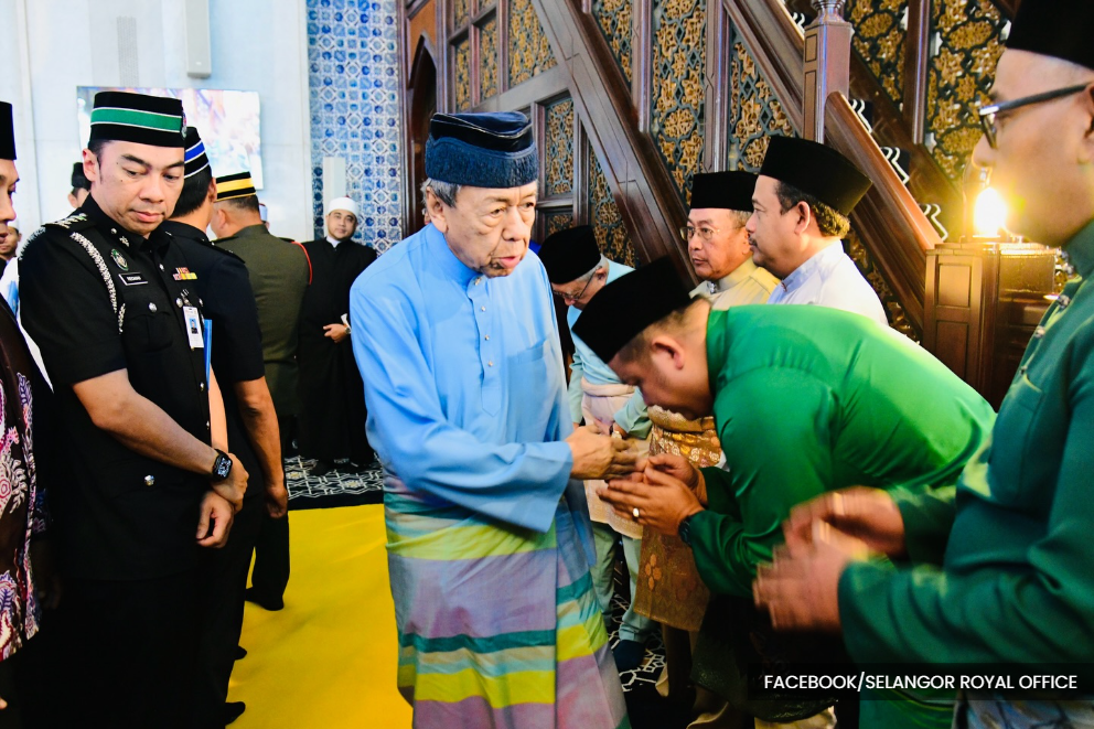 Selangor Sultan attends Yasin recital, tahlil ceremony for 80th birthday