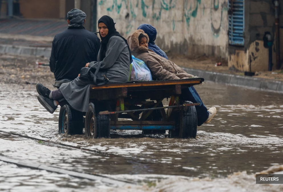Hujan lebat tenggelamkan ratusan khemah warga Palestin di Gaza
