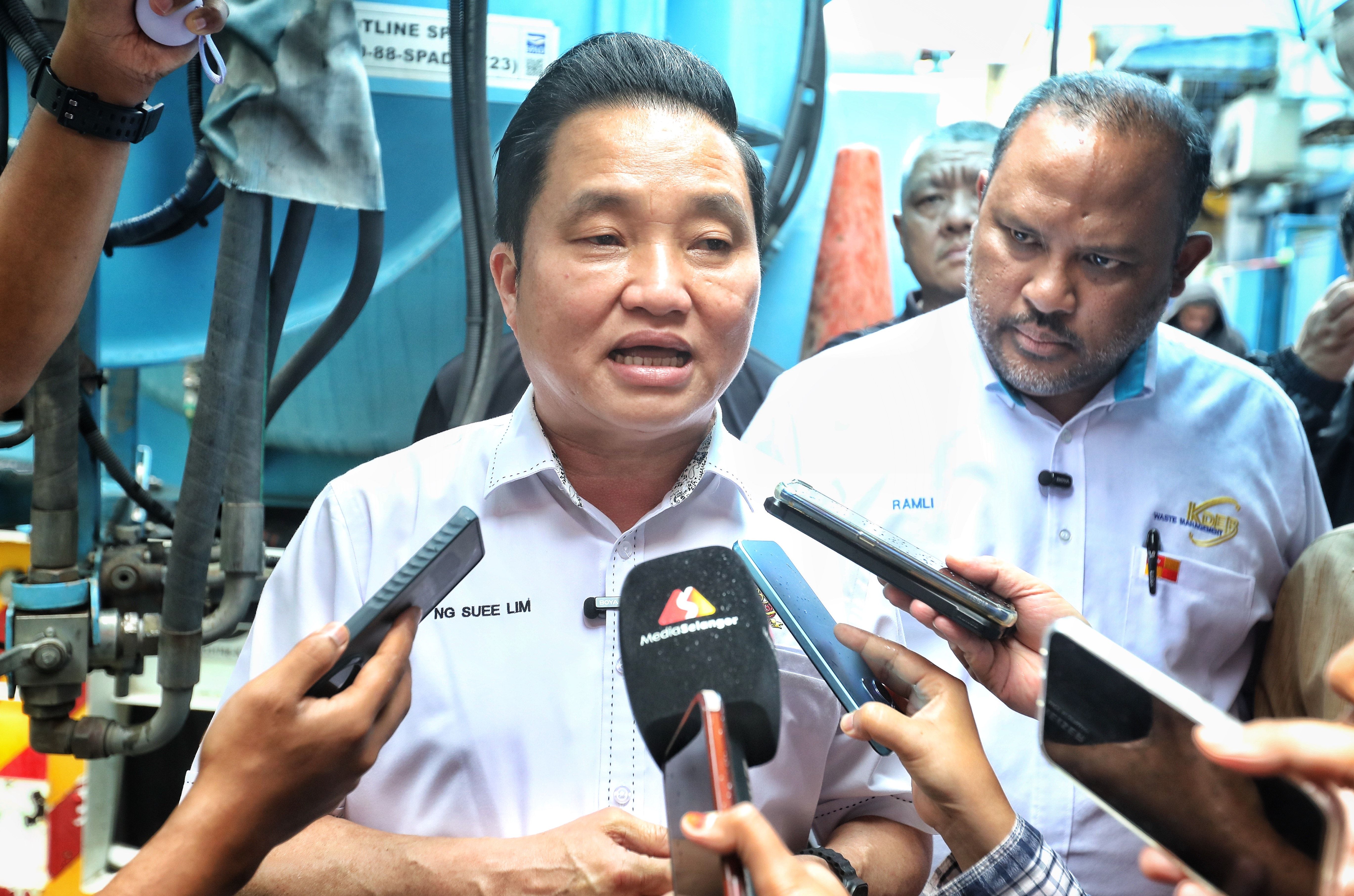 சிலாங்கூரில் எந்தவொரு வணிக வளாகத்திலும் செல்லப்பிராணிகளை உடன் கொண்டு வர அனுமதி இல்லை