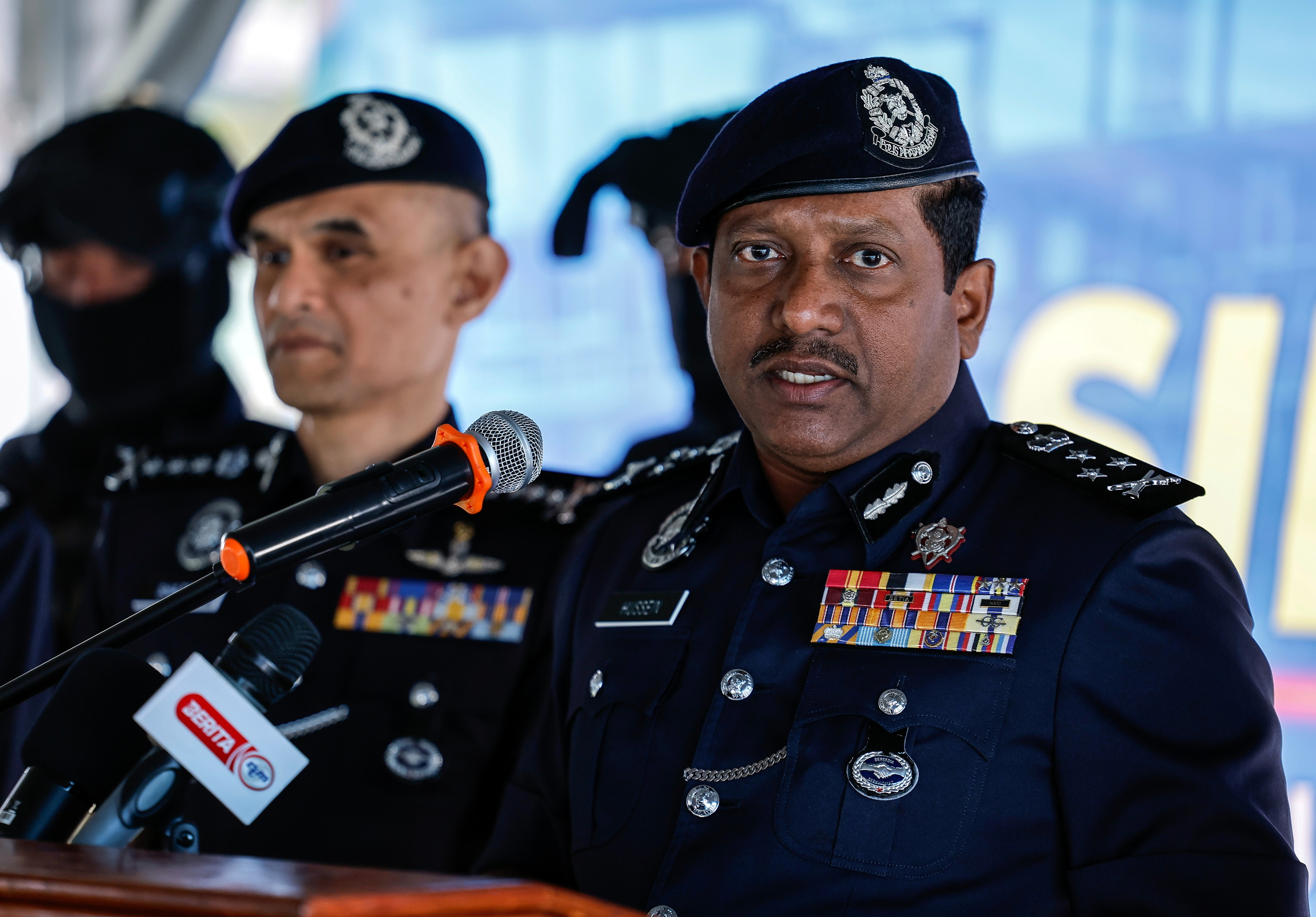 Sindiket edar dadah tumpas, bekas anggota polis antara enam suspek ditahan