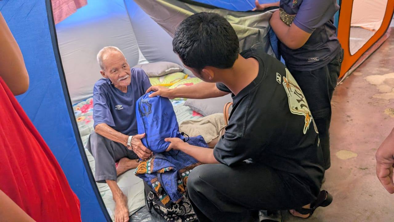 Anak yatim sertai misi bantuan banjir Yide, semai semangat sukarelawan muda