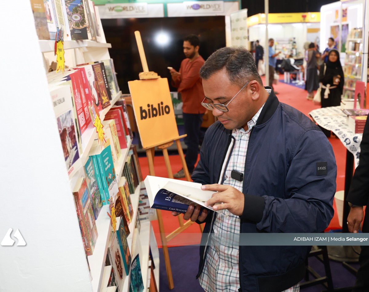 Tarik penerbit luar negara, SIBF antara pesta buku besar, berpengaruh