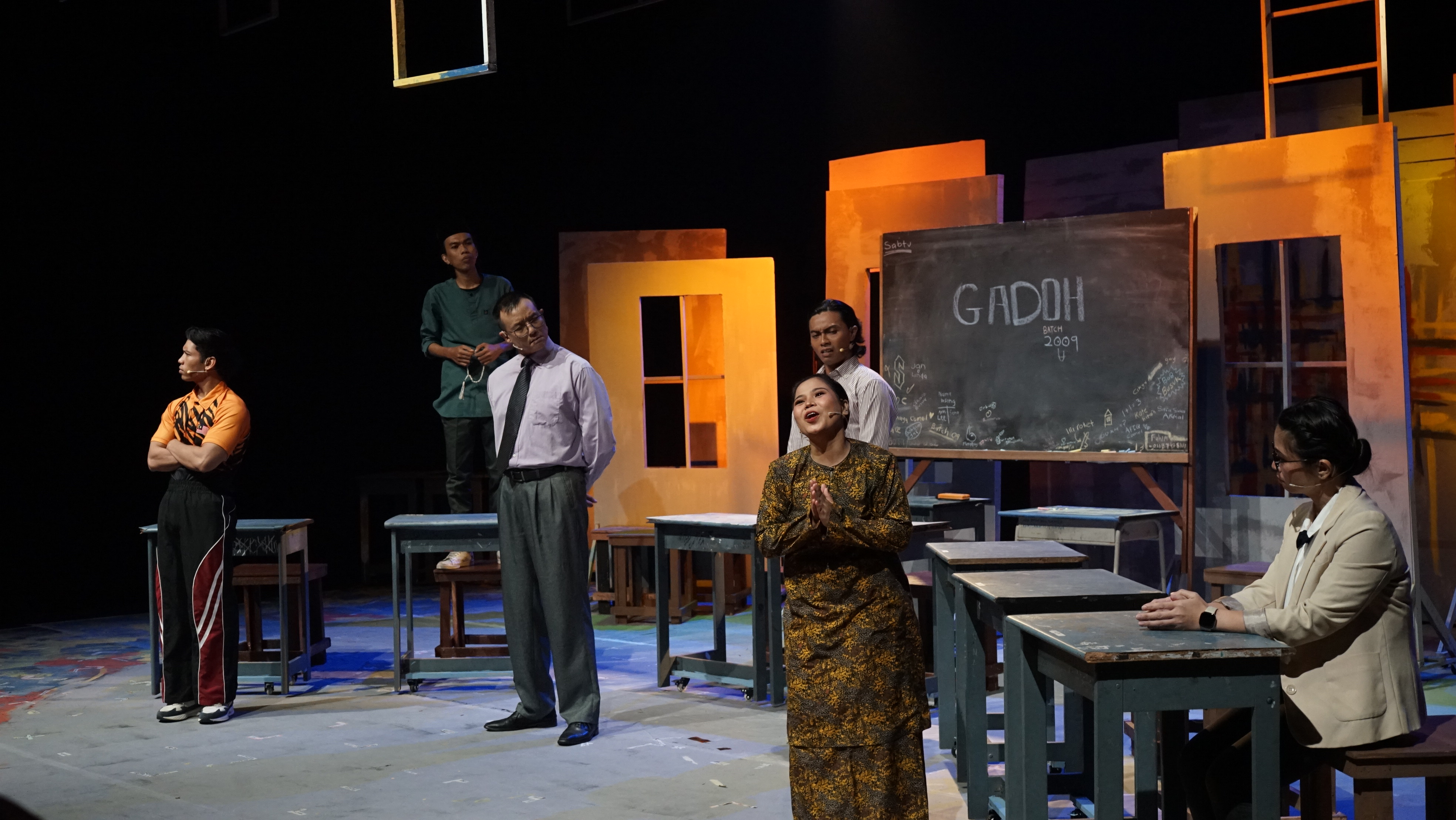 Teater Muzikal Gadoh: Merawat luka silam