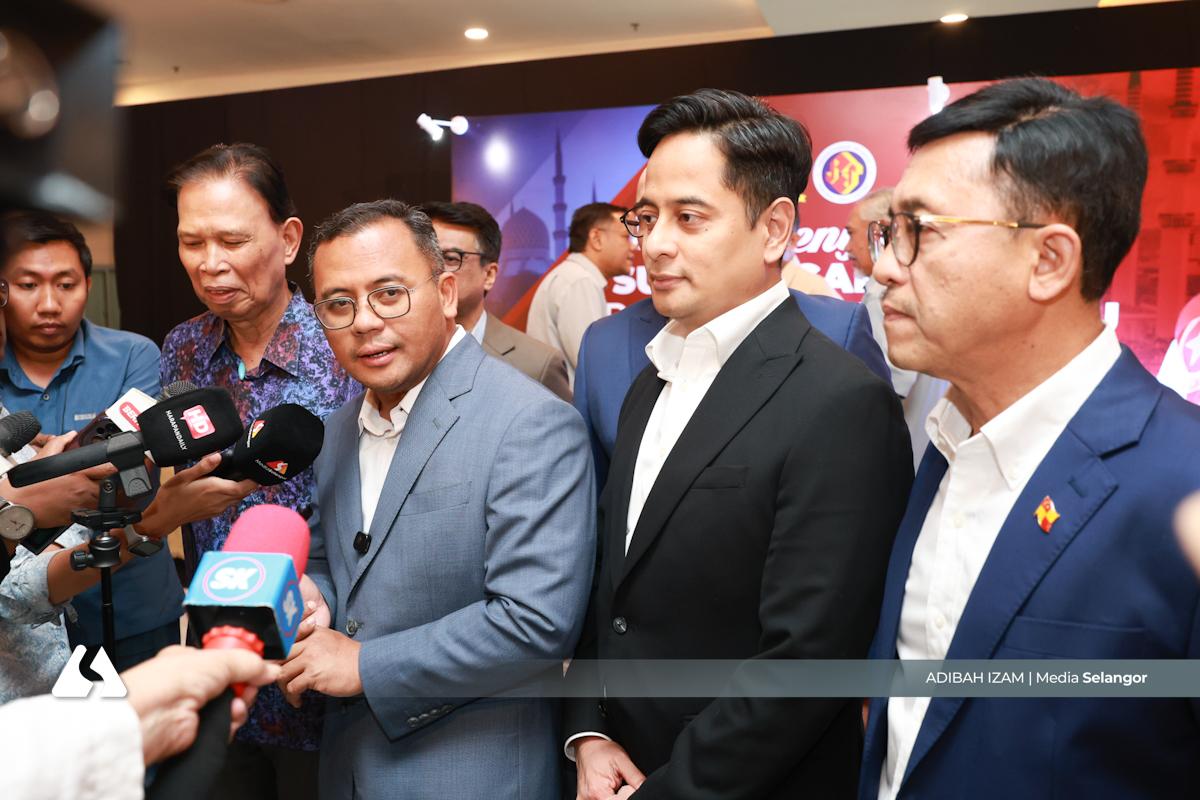 Rombakan Kabinet: Amirudin serah kepada PM, selesa kekal hingga akhir penggal